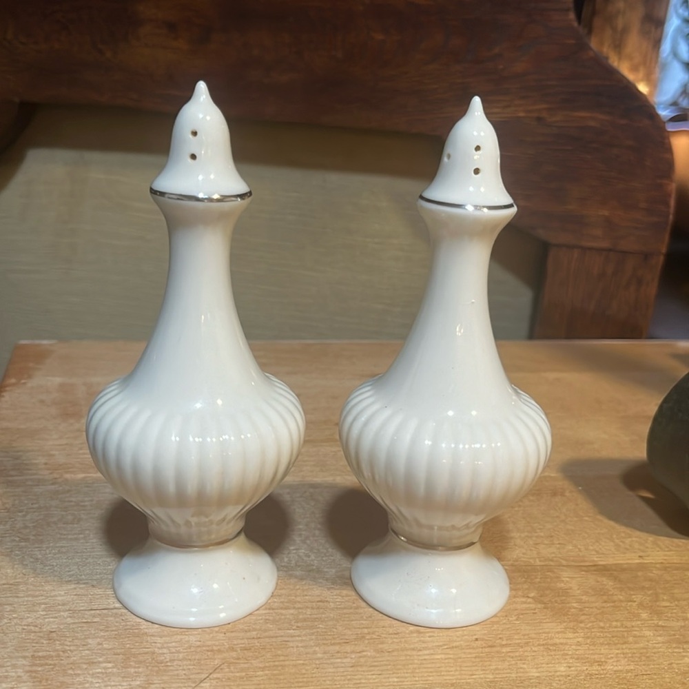 Lenox salt and pepper shakers
